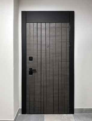 Квартирная дверь с МДФ